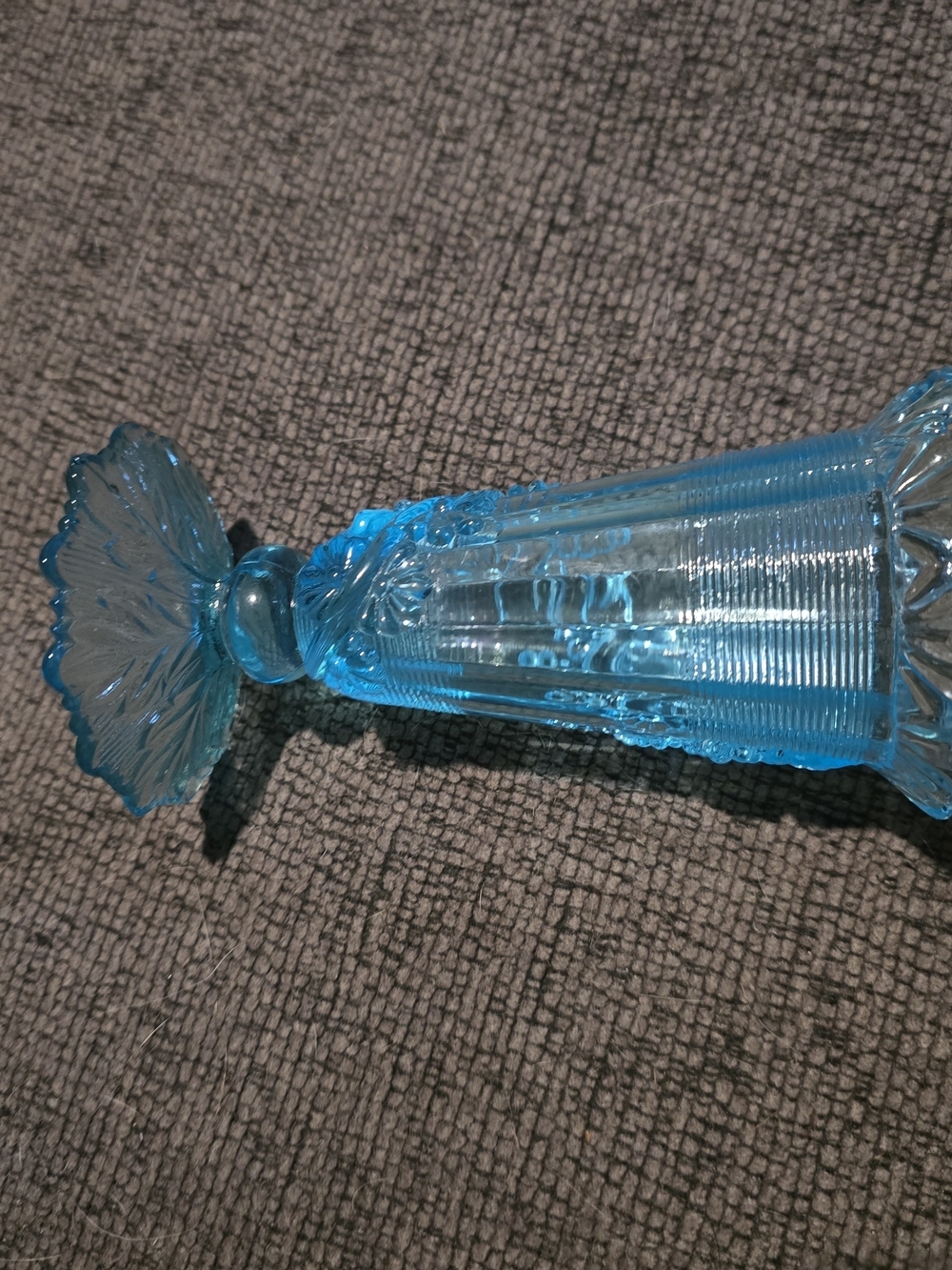 Northwood | Fluted Scroll Blue Opalescent Glass Vase - Picture 5 of 5